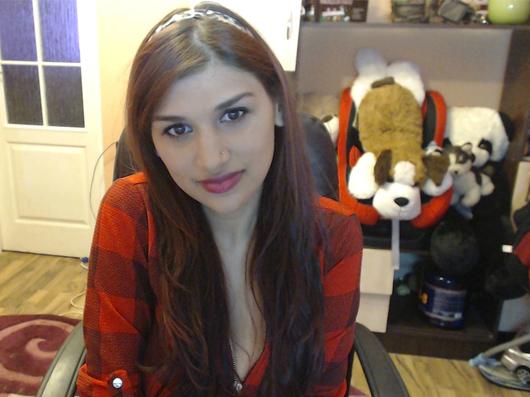 Bisexual 23 years cam model bigboobsindianlove Female Black hair Curvy body speak English